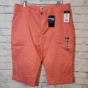 New Lee Pink 17" Comfort Waist Capri Pants Sz 18